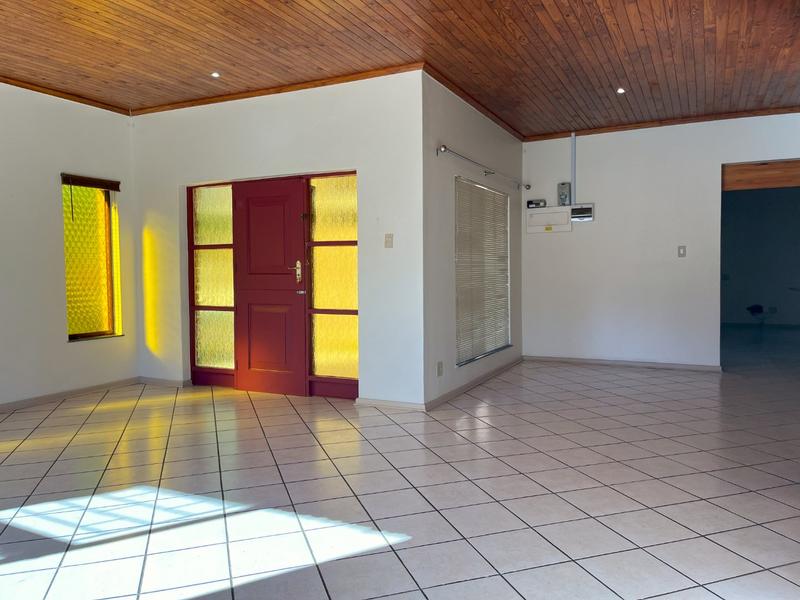 4 Bedroom Property for Sale in Heather Park Western Cape